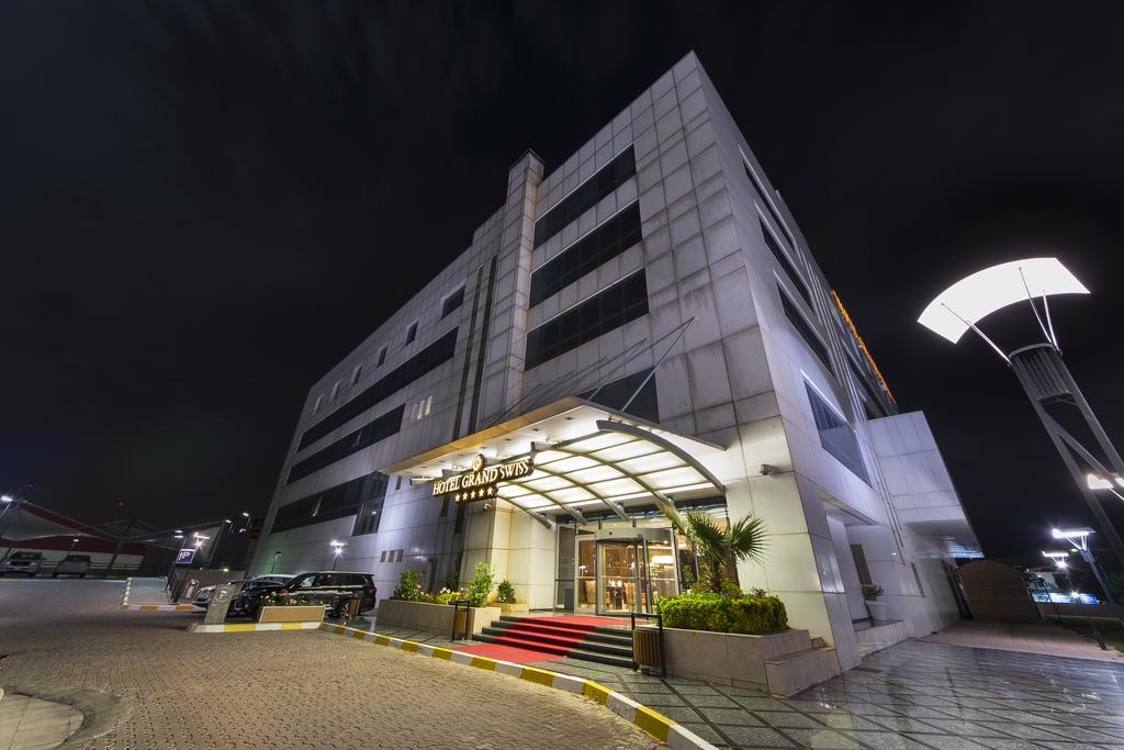 Hotel Grand Swiss Arbil Exterior foto